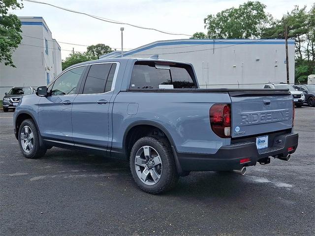 Photo of 2025 Sonic Gray Pearl Honda Ridgeline