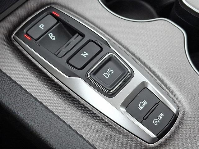 Photo of 2025 Sonic Gray Pearl Honda Ridgeline