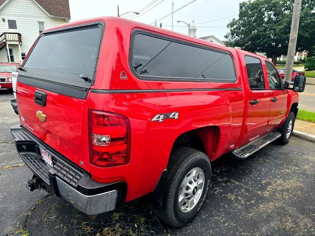 Photo of 2014 Red Chevrolet Silverado 2500