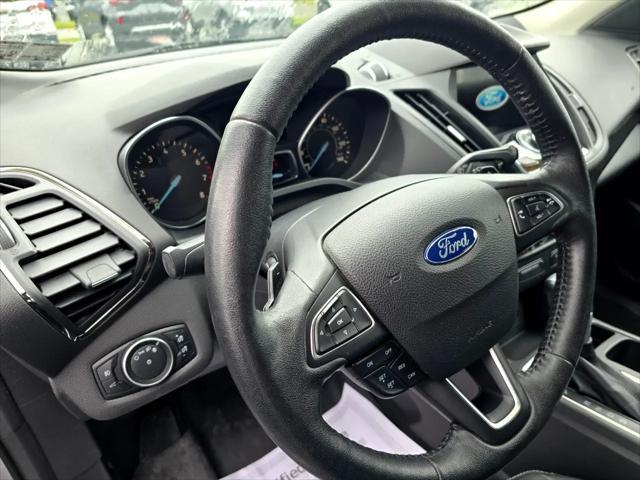 Photo of 2017 Silver Ford Escape
