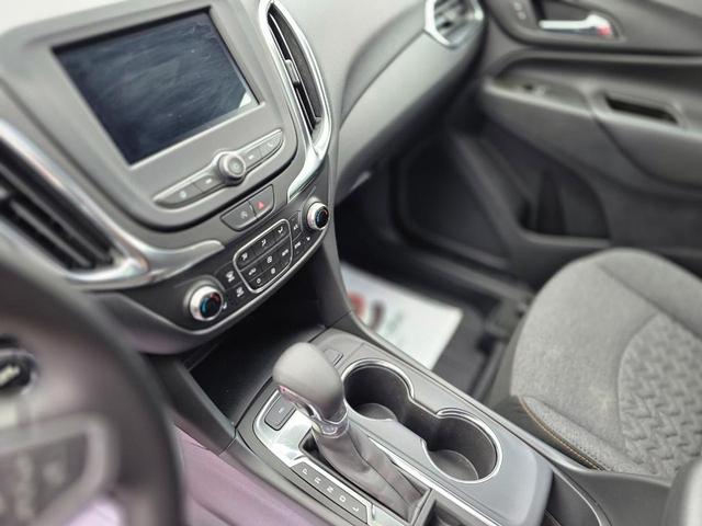 Photo of 2022 White Chevrolet Equinox