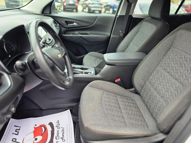 Photo of 2022 White Chevrolet Equinox