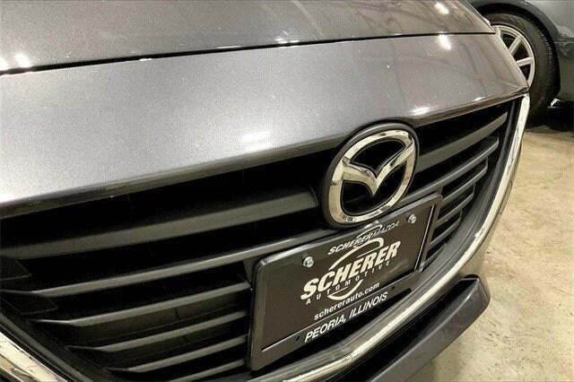 Photo of 2016 Meteor Gray Mica Mazda Mazda3
