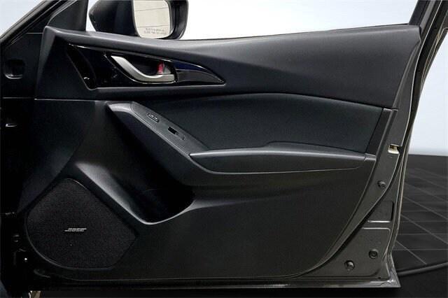 Photo of 2016 Meteor Gray Mica Mazda Mazda3