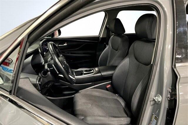 Photo of 2022 Hampton Gray Hyundai SANTA FE