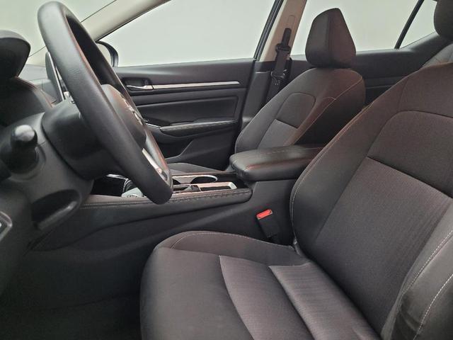 Photo of 2023 Super Black Nissan Altima