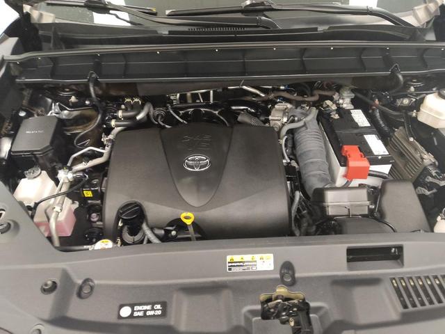 Photo of 2022 Midnight Black Metallic Toyota Highlander
