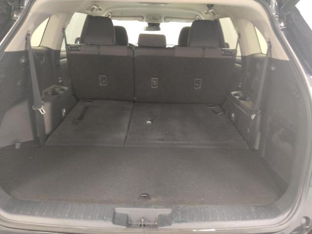 Photo of 2022 Midnight Black Metallic Toyota Highlander