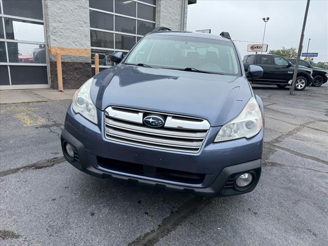 Photo of 2014 Twilight Blue Metallic Subaru Outback