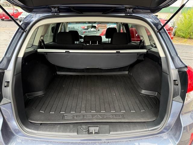 Photo of 2014 Twilight Blue Metallic Subaru Outback