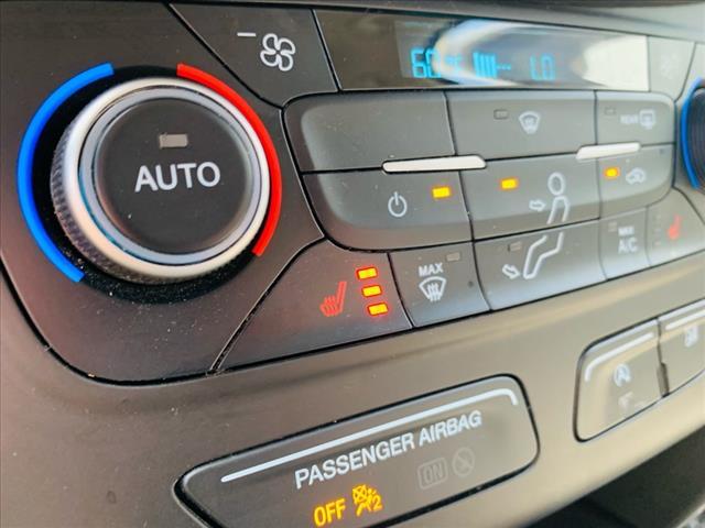 Photo of 2018 White Gold Ford Escape