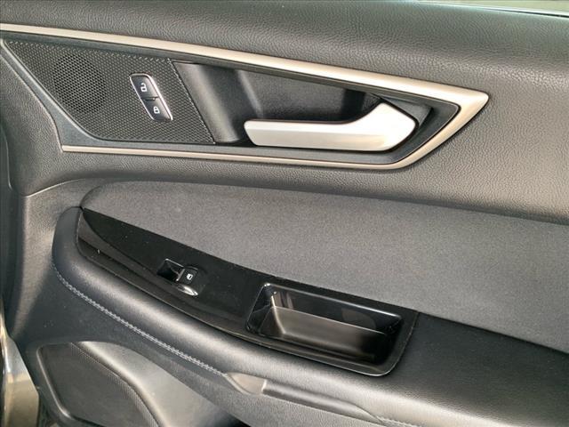 Photo of 2018 Magnetic Ford Edge