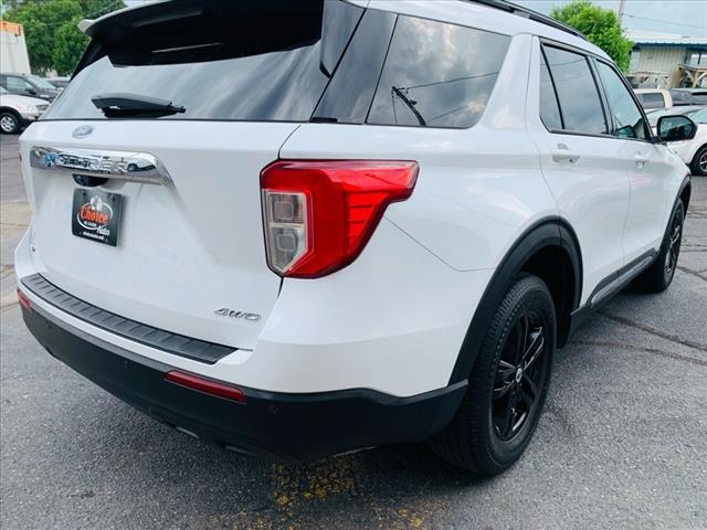 Photo of 2021 Oxford White Ford Explorer
