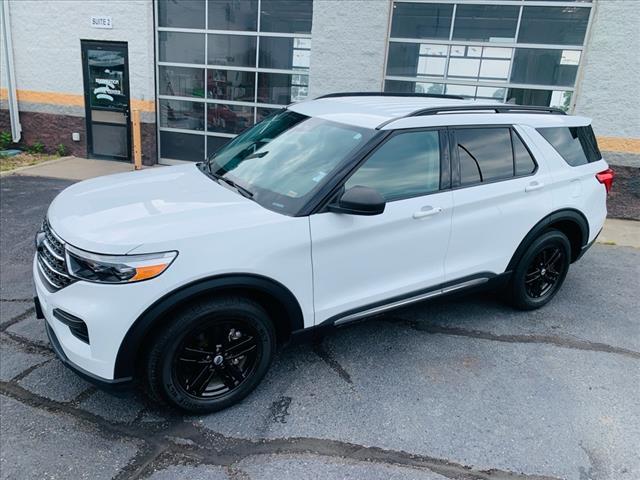 Photo of 2021 Oxford White Ford Explorer