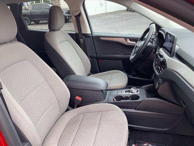 Photo of 2021 Rapid Red Metallic Tinted Clearcoat Ford Escape