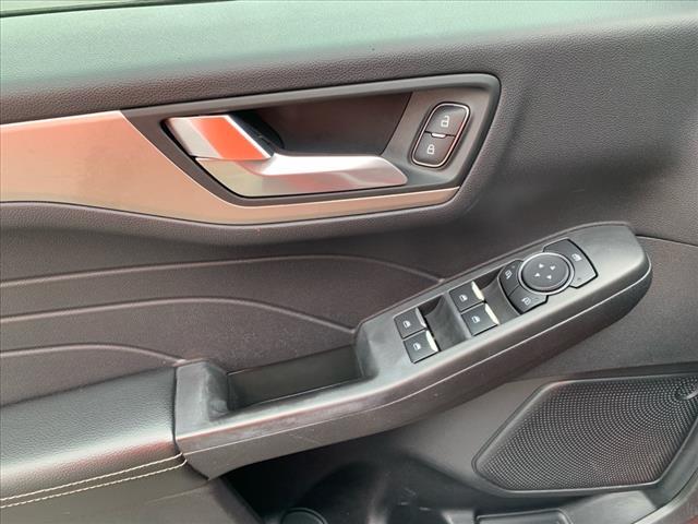 Photo of 2021 Rapid Red Metallic Tinted Clearcoat Ford Escape