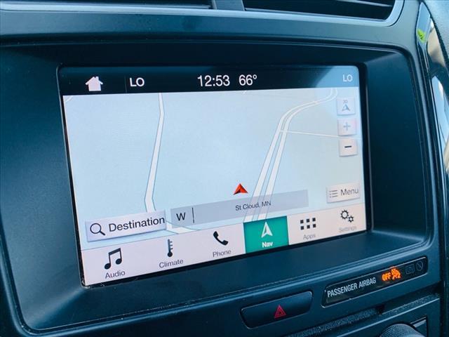 Photo of 2018 White Platinum Clearcoat Metallic Ford Explorer