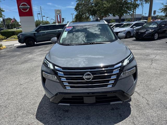 Photo of 2025 Boulder Gray Pearl Nissan Rogue
