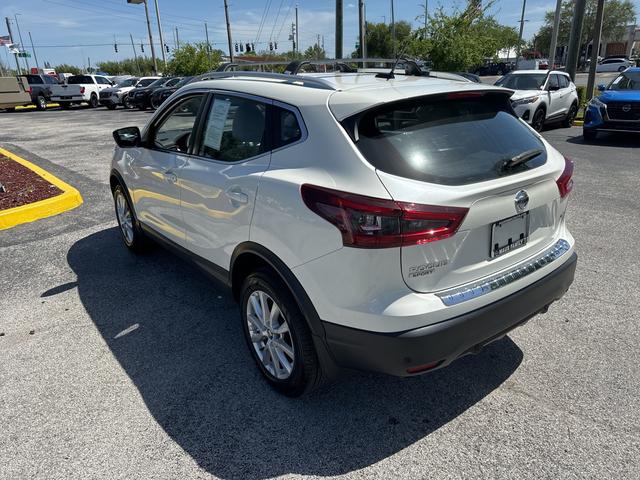 Photo of 2020 Pearl White Tricoat Nissan Rogue Sport