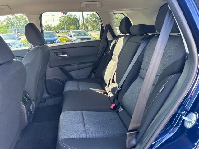 Photo of 2025 Deep Ocean Blue Pearl Nissan Rogue