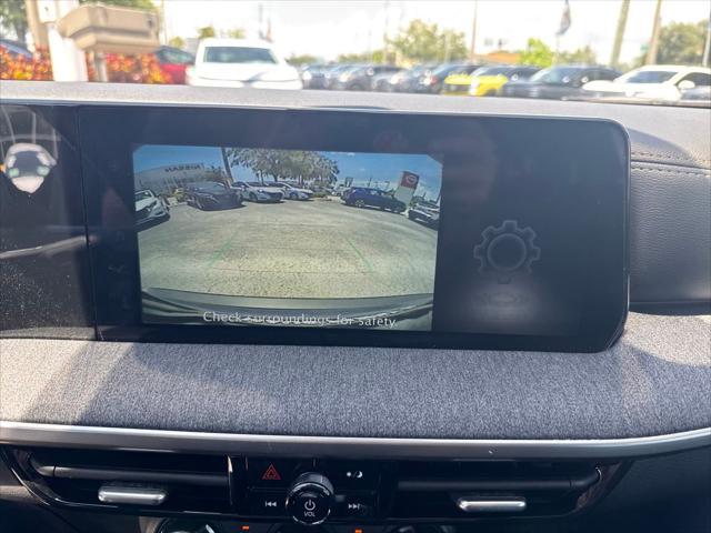Photo of 2025 Deep Blue Pearl Nissan Kicks