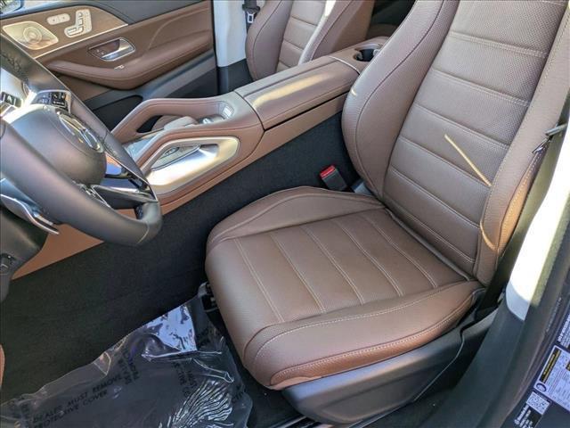 Photo of 2026 Twilight Blue Metallic Mercedes-Benz GLS 450