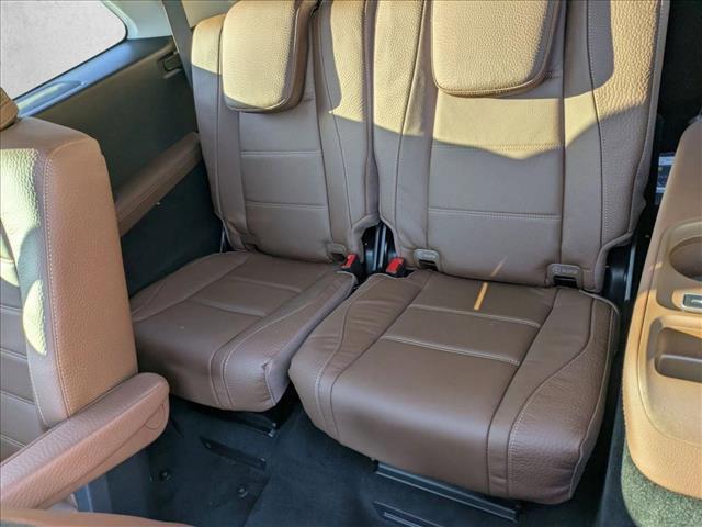 Photo of 2026 Twilight Blue Metallic Mercedes-Benz GLS 450