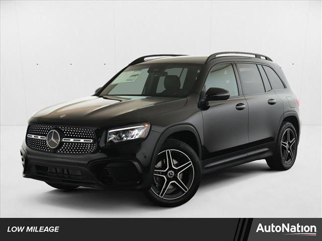 Photo of 2025 Night Black Mercedes-Benz GLB 250