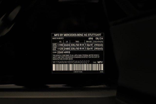 Photo of 2025 Night Black Mercedes-Benz GLB 250