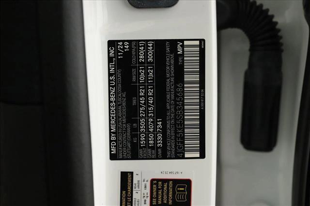 Photo of 2025 Polar White Mercedes-Benz GLS 450