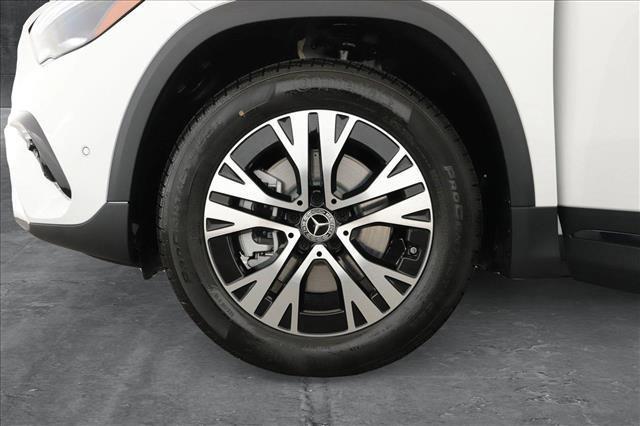 Photo of 2025 Polar White Mercedes-Benz GLA 250