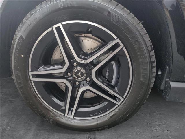 Photo of 2025 Obsidian Black Metallic Mercedes-Benz GLE 450