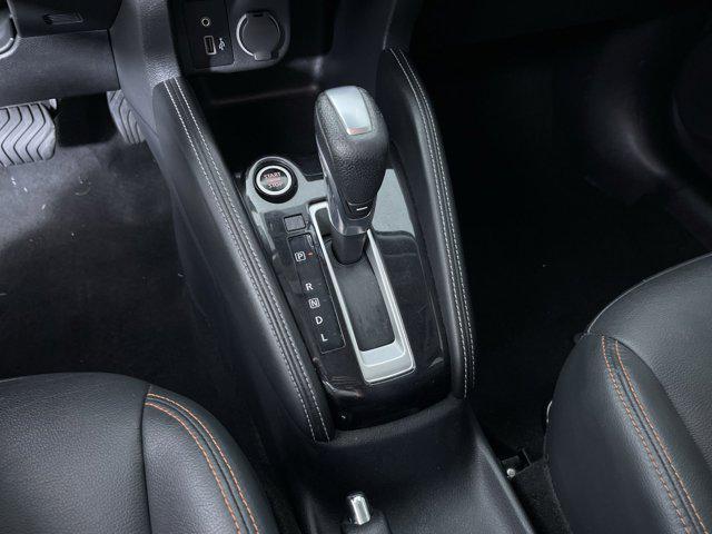 Photo of 2020 Cayenne Red Metallic Nissan Kicks