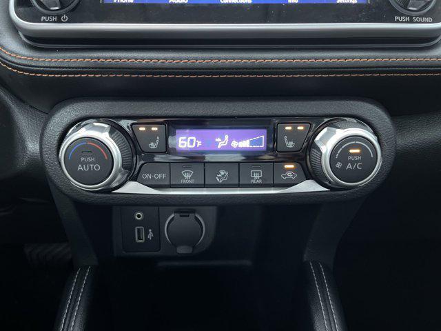 Photo of 2020 Cayenne Red Metallic Nissan Kicks