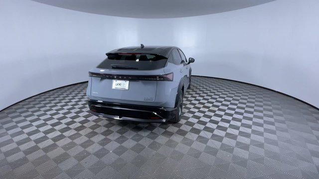 Photo of 2025 Boulder Gray Pearl/Black Diamond Pearl Nissan ARIYA