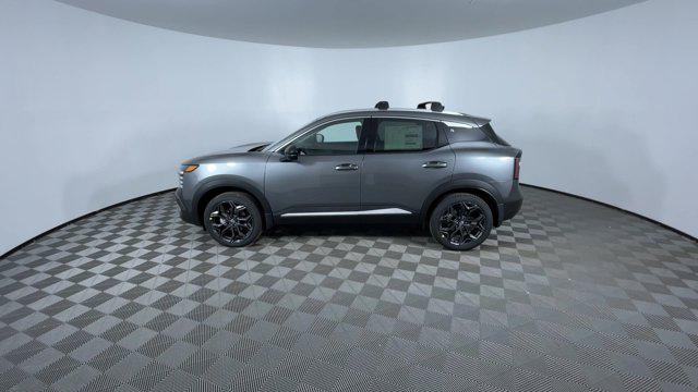 Photo of 2026 Gun Metallic Nissan Kicks