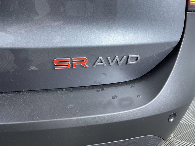 Photo of 2026 Gun Metallic Nissan Kicks