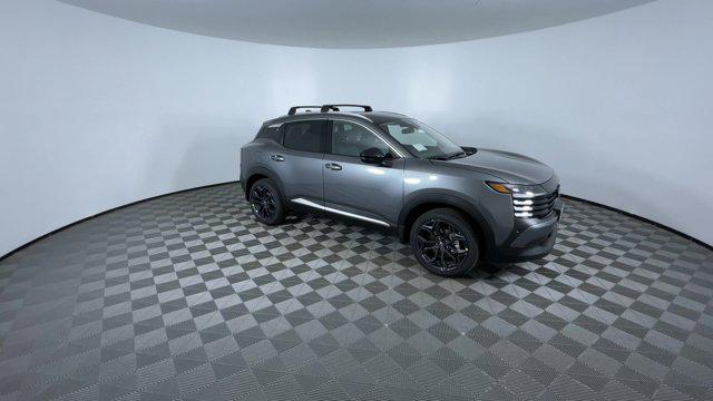 Photo of 2026 Gun Metallic Nissan Kicks