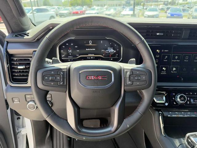 Photo of 2025 Summit White GMC Sierra 1500