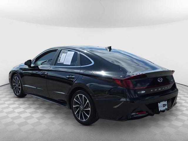 Photo of 2022 Phantom Black Hyundai SONATA