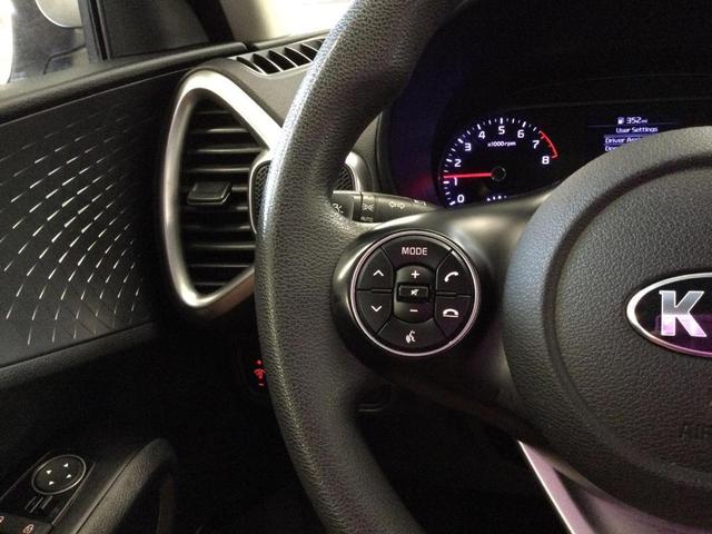 Photo of 2020 Sparkling Silver Kia Soul