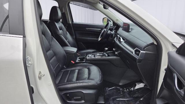 Photo of 2024 Rhodium White Metallic Mazda CX-5