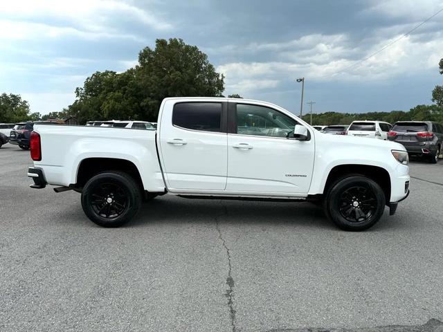 Photo of 2016 Summit White Chevrolet Colorado