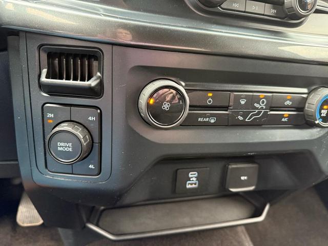 Photo of 2021 Oxford White Ford F-150