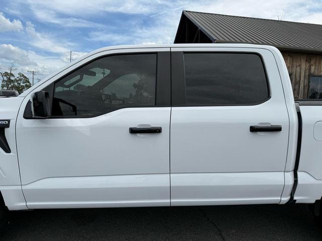 Photo of 2021 Oxford White Ford F-150
