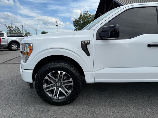 Photo of 2021 Oxford White Ford F-150
