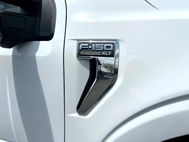 Photo of 2023 Oxford White Ford F-150