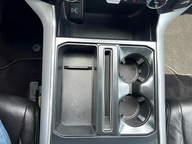 Photo of 2023 Oxford White Ford F-150