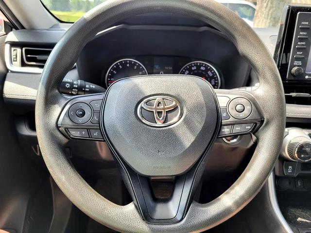 Photo of 2021 Gray Toyota RAV4