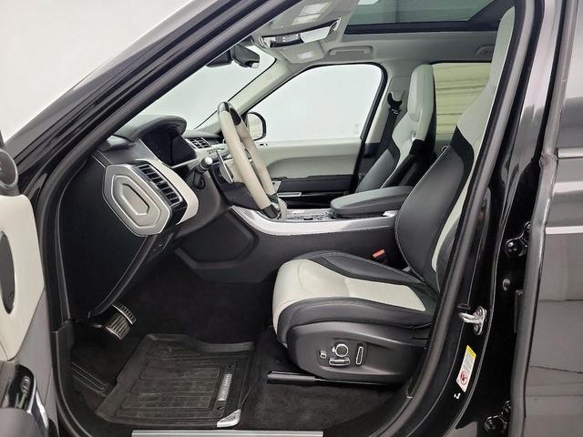 Photo of 2022 Black Land Rover Range Rover Sport